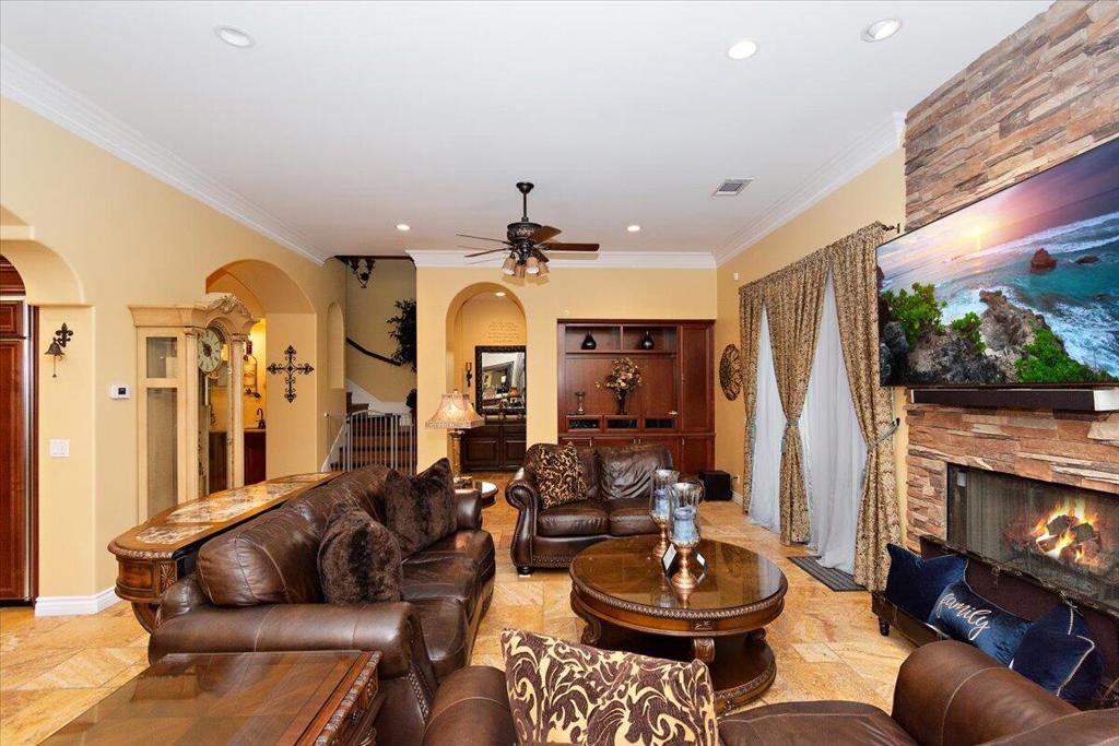 39588 Picasso Court Property Photo 8