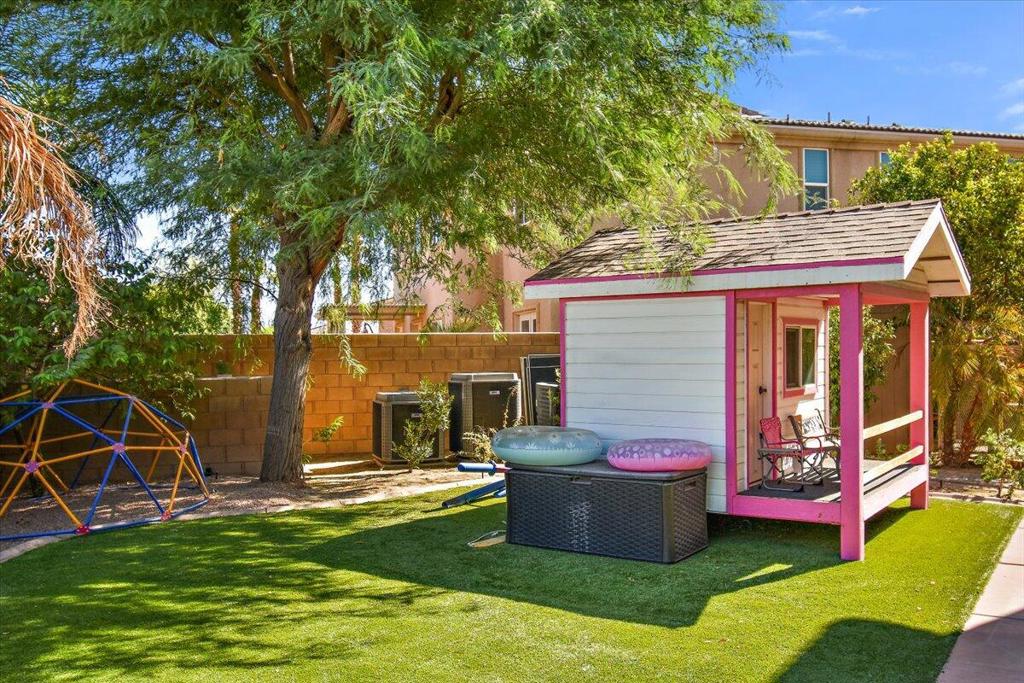 39588 Picasso Court Property Photo 42