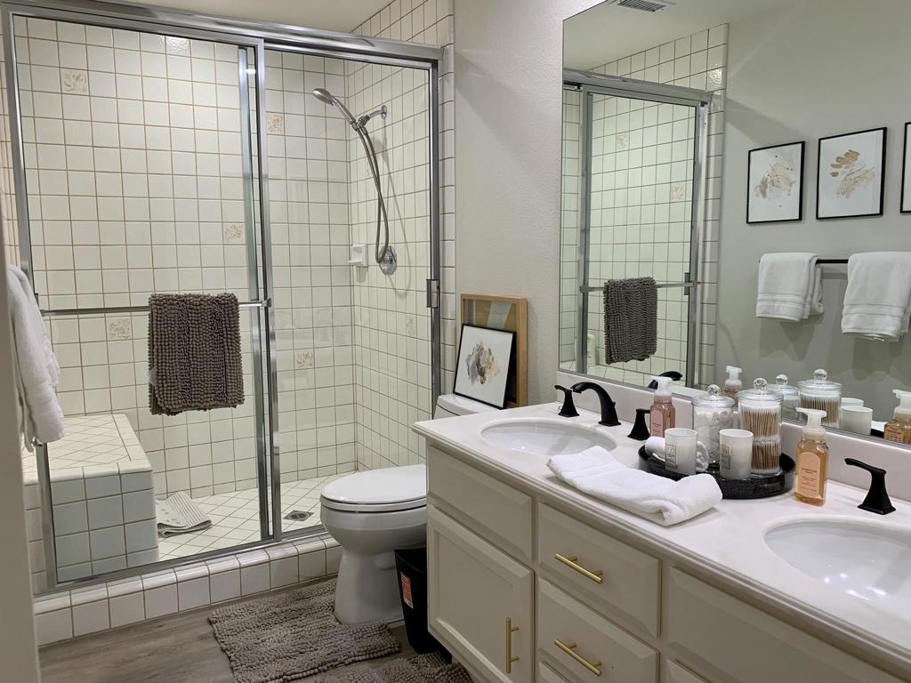 222 Castellana S Property Photo 11