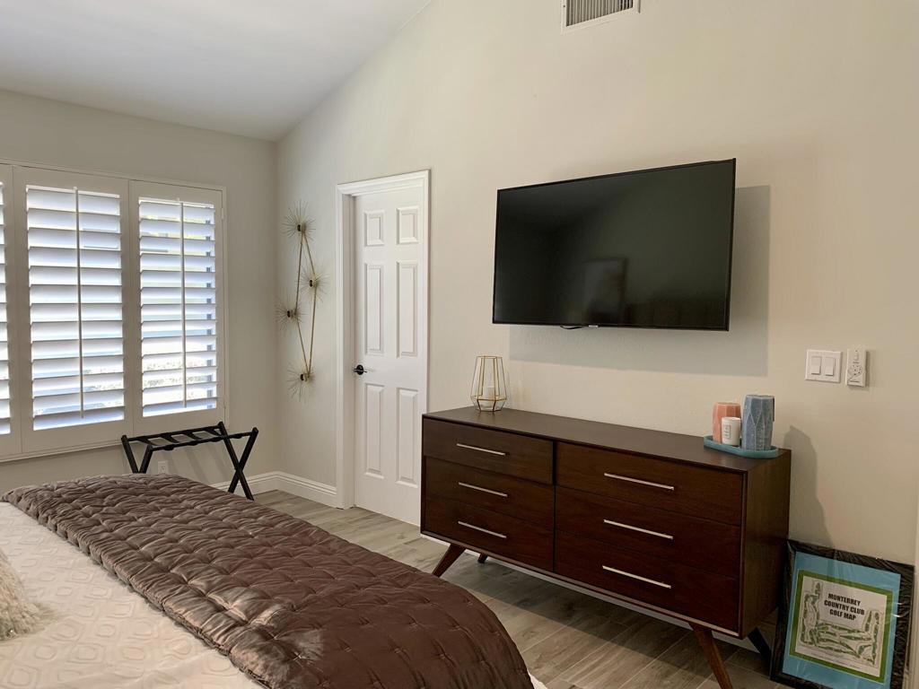 222 Castellana S Property Photo 16