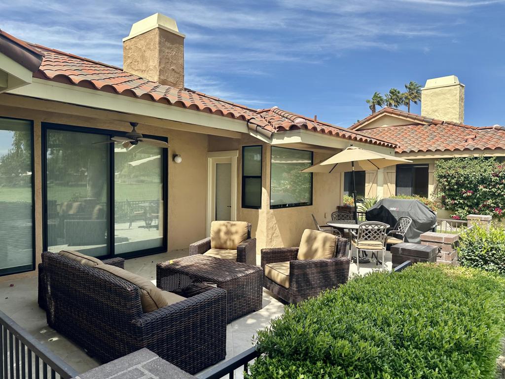 254 Santa Barbara Circle Property Photo 1