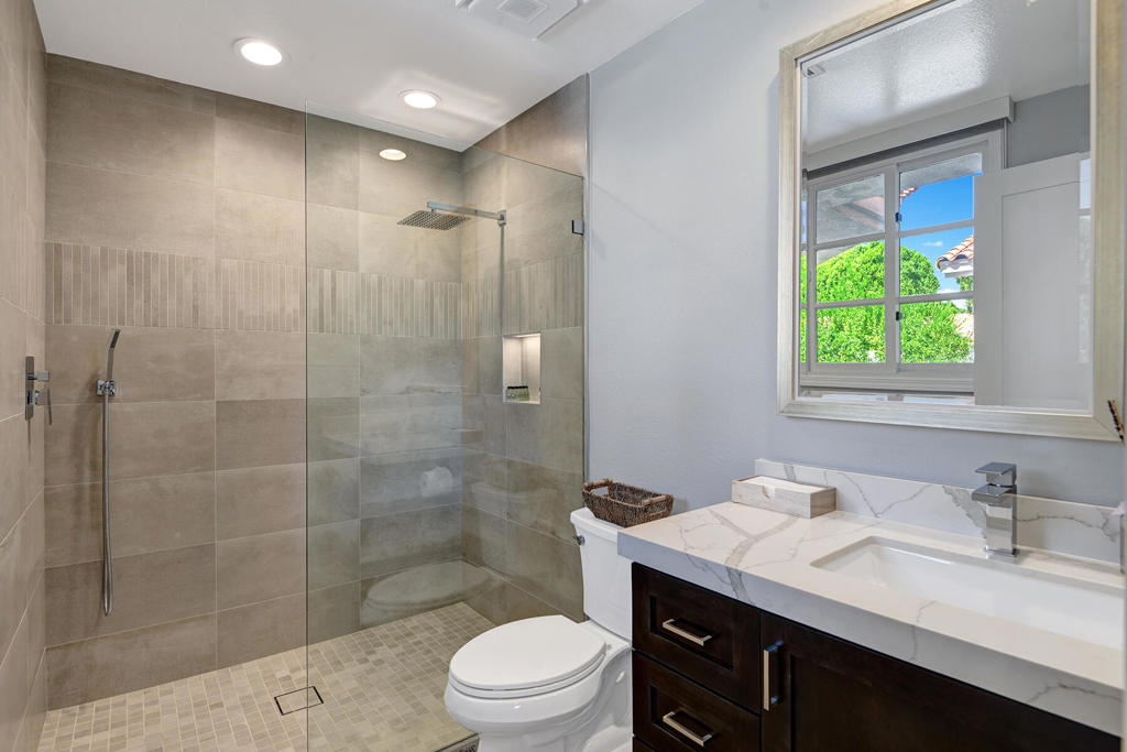 54435 Southern Property Photo 41