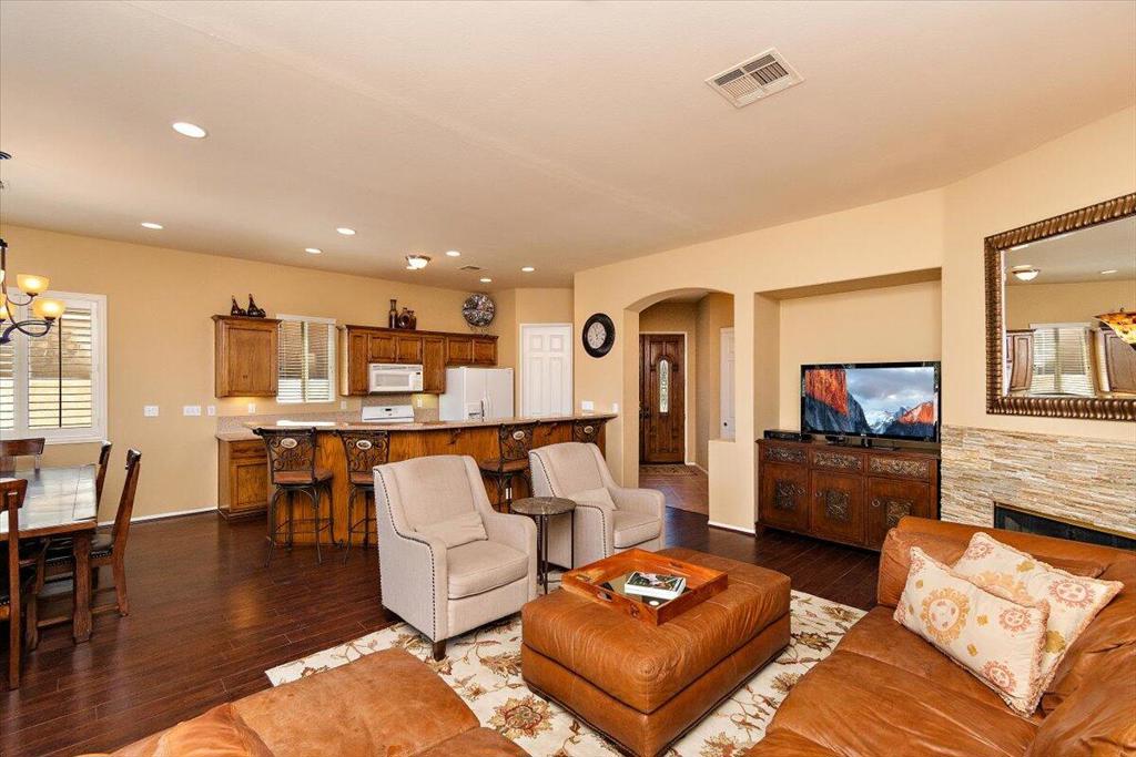 49580 Wayne Street Property Photo 10