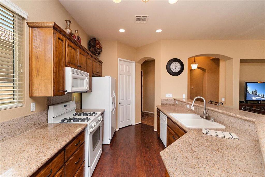 49580 Wayne Street Property Photo 14