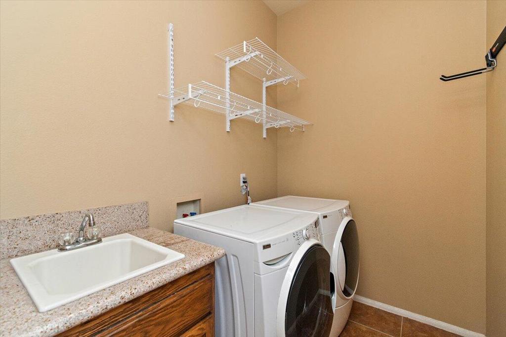 49580 Wayne Street Property Photo 32