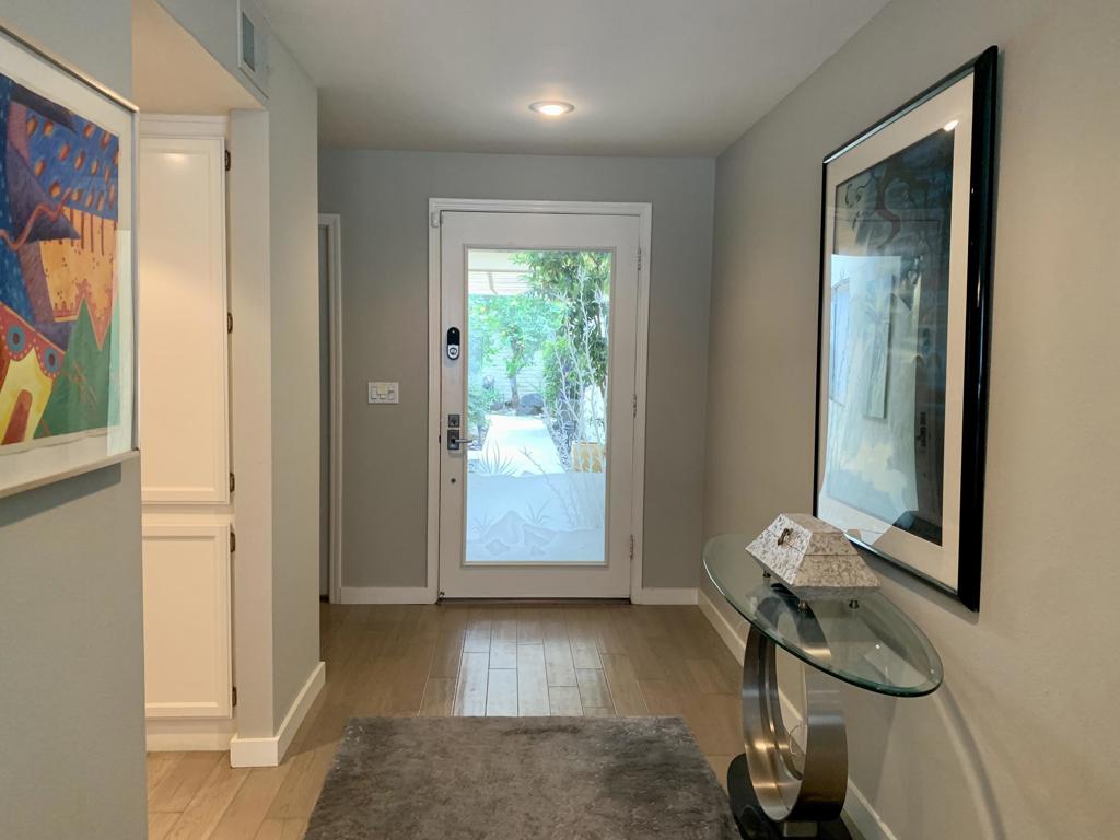 184 Castellana S Property Photo 4