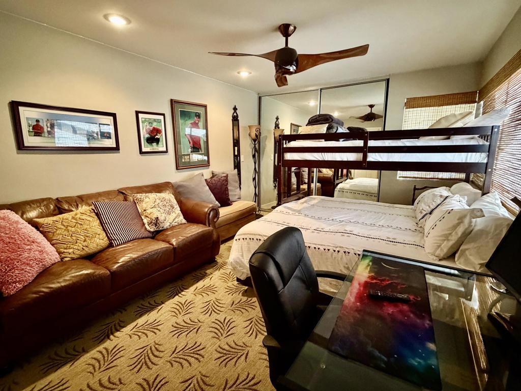 184 Castellana S Property Photo 14