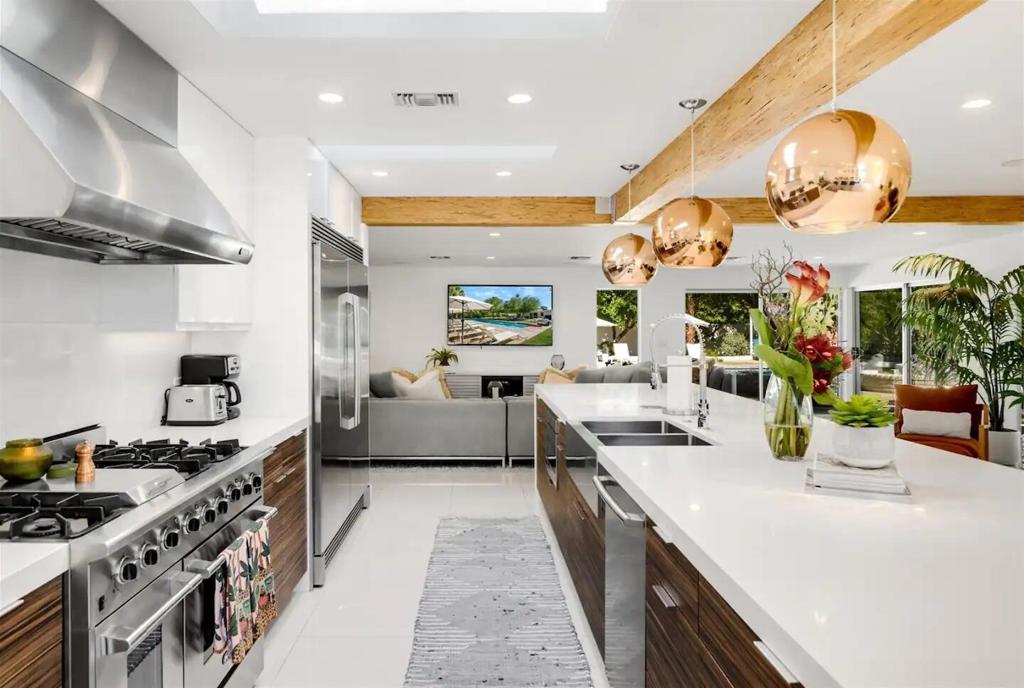 72382 Desert Drive Property Photo 18