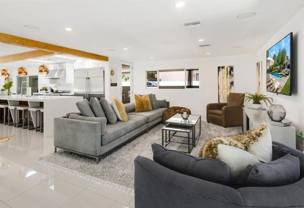 72382 Desert Drive Property Photo 22