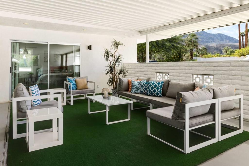 72382 Desert Drive Property Photo 40