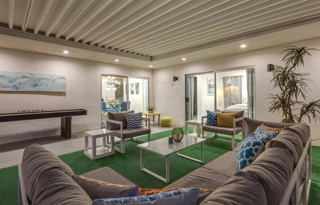 72382 Desert Drive Property Photo 41