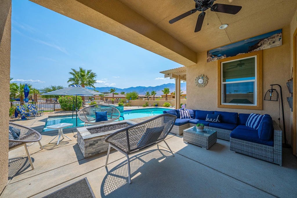 67385 Zuni Court Property Photo 2