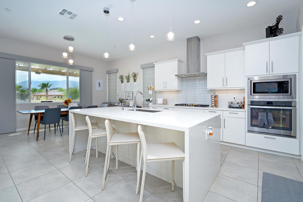 67385 Zuni Court Property Photo 11