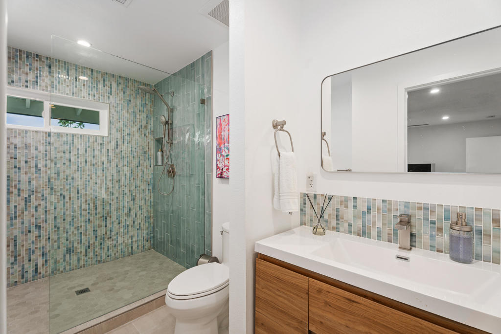 43490 Bath Point Court Property Photo 19
