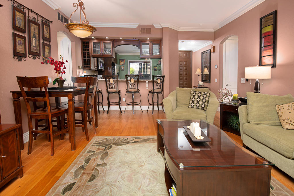 28602 Taos Court Property Photo 1
