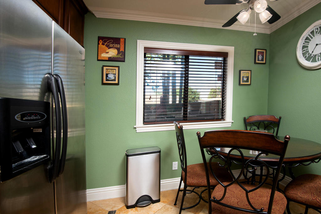 28602 Taos Court Property Photo 6