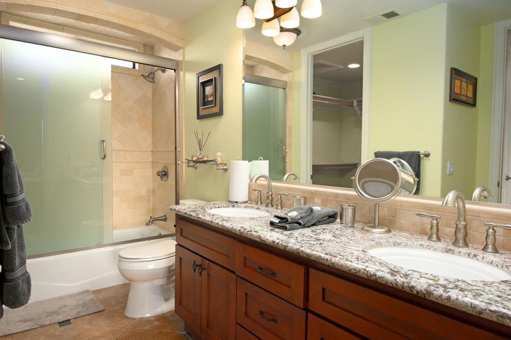 28602 Taos Court Property Photo 17