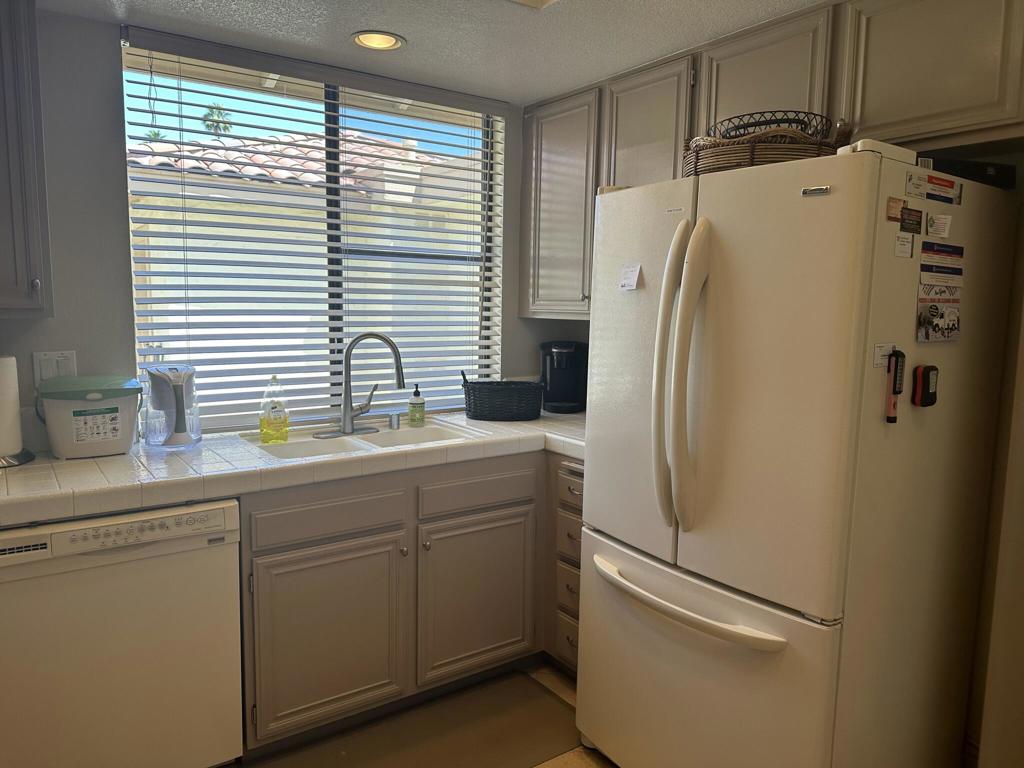 291 Serena Drive Property Photo 8