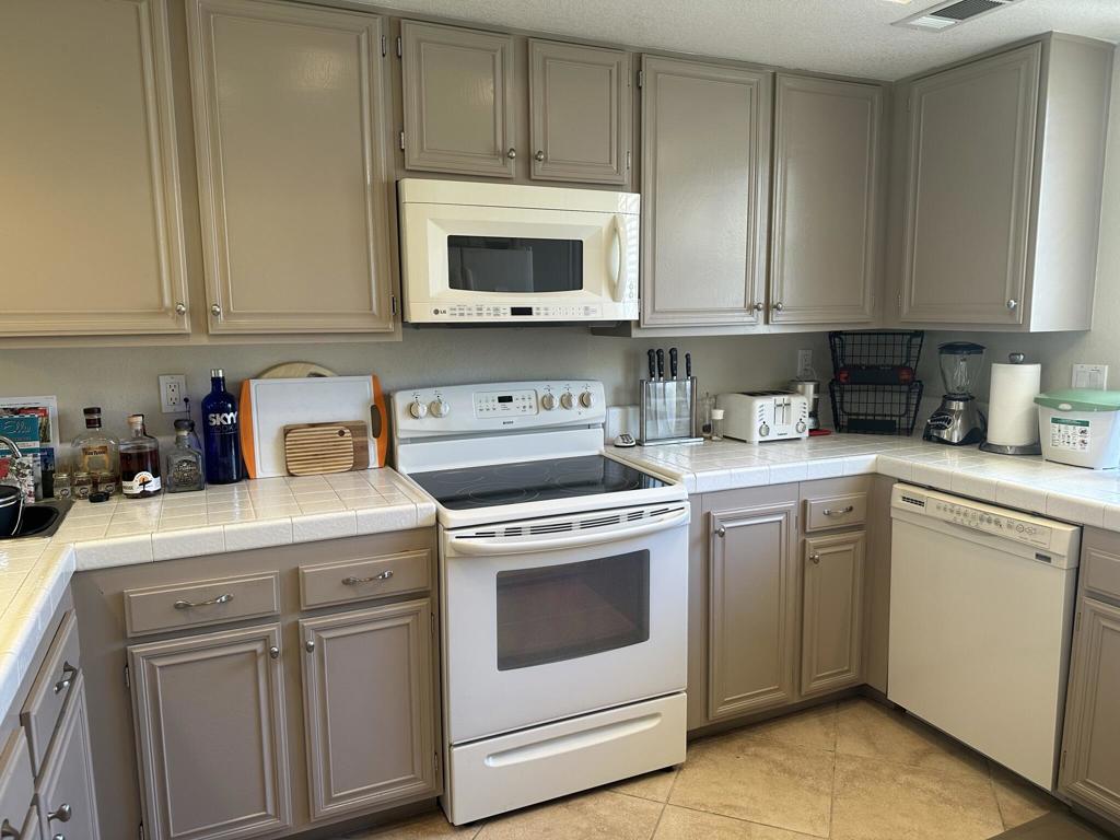 291 Serena Drive Property Photo 9