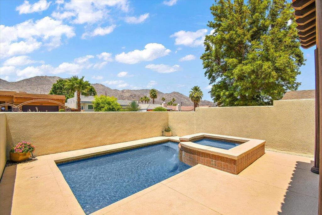 53440 Avenida Villa Property Photo 6