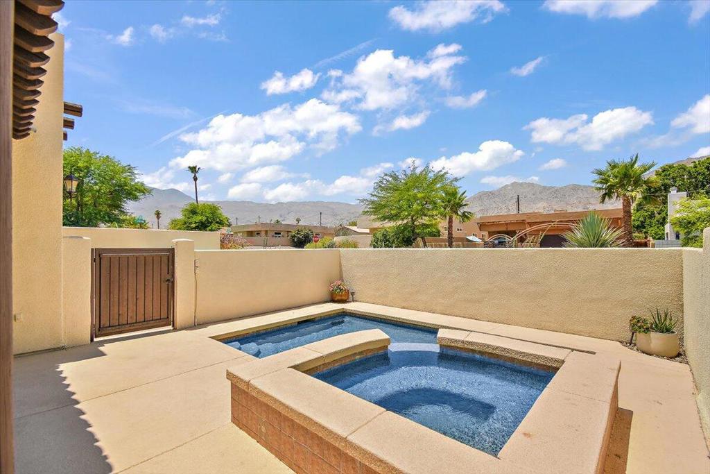 53440 Avenida Villa Property Photo 7