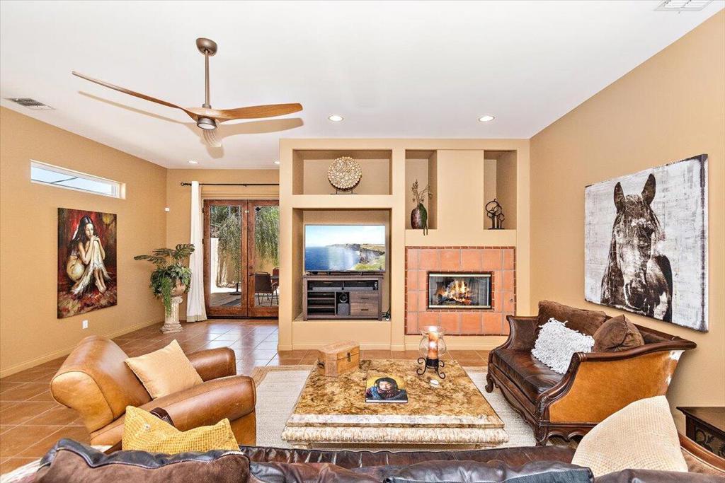 53440 Avenida Villa Property Photo 10