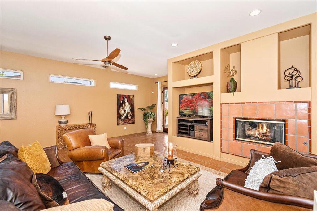 53440 Avenida Villa Property Photo 11