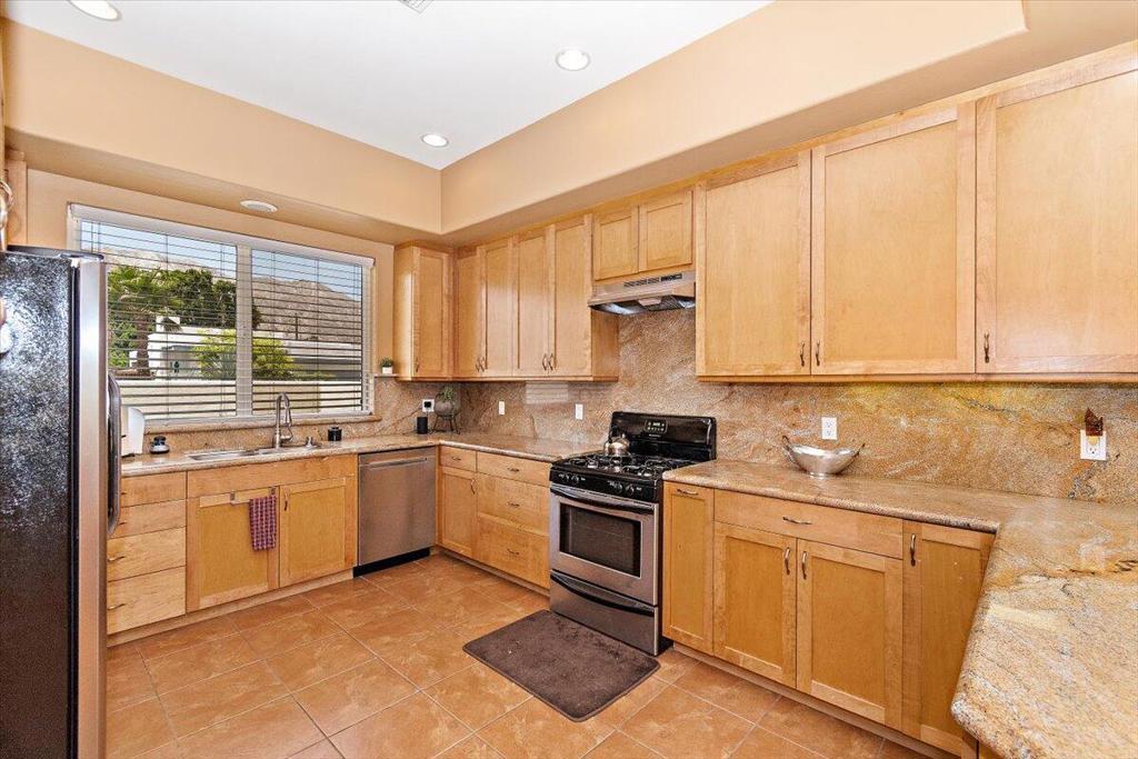 53440 Avenida Villa Property Photo 15