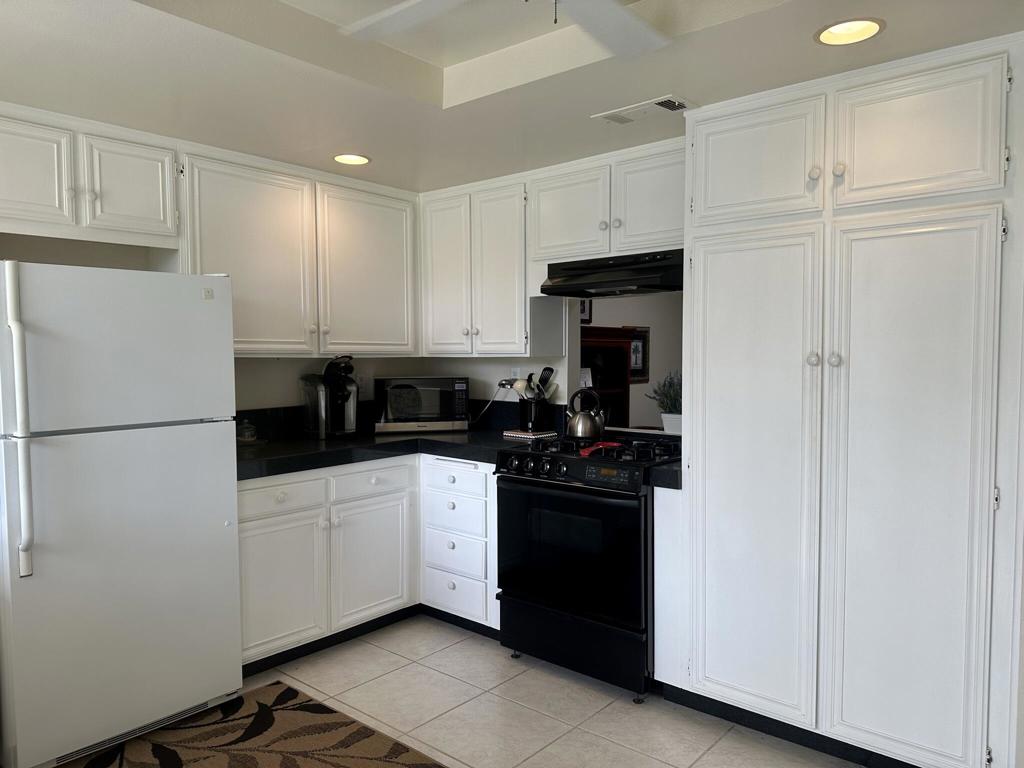 242 Serena Drive Property Photo 7