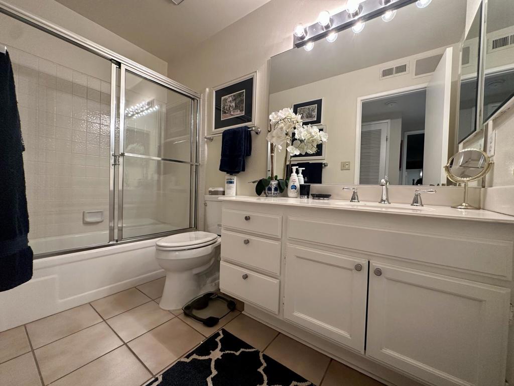 242 Serena Drive Property Photo 11