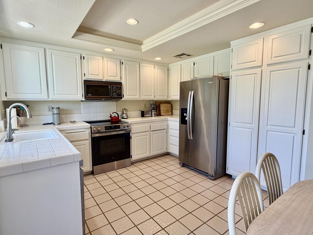 224 Castellana S Property Photo 10