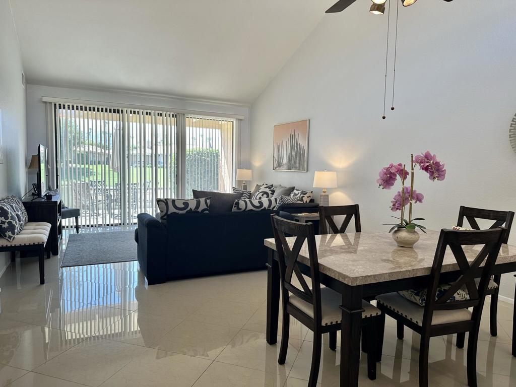 281 Tolosa Circle Property Photo 4