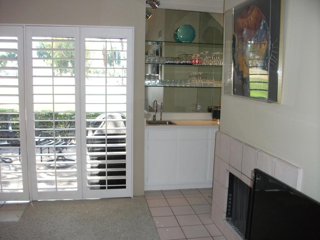 107 Racquet Club Drive Property Photo 3