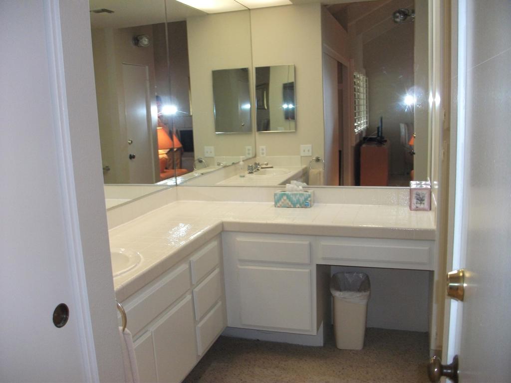 107 Racquet Club Drive Property Photo 11