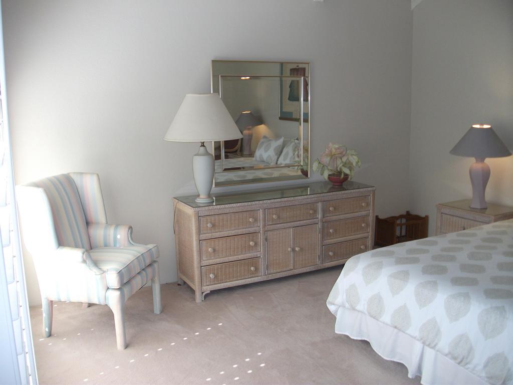 107 Racquet Club Drive Property Photo 15