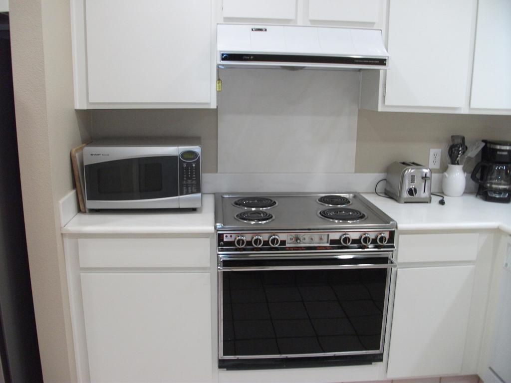 107 Racquet Club Drive Property Photo 20