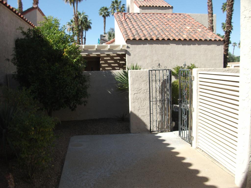 107 Racquet Club Drive Property Photo 33