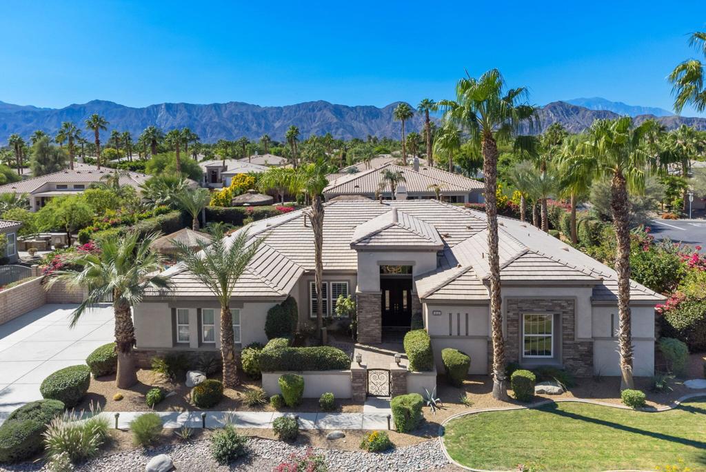 49143 Gila River Street Property Photo 10