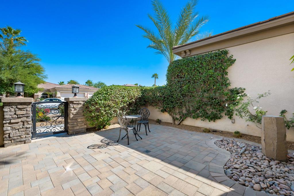 49143 Gila River Street Property Photo 18