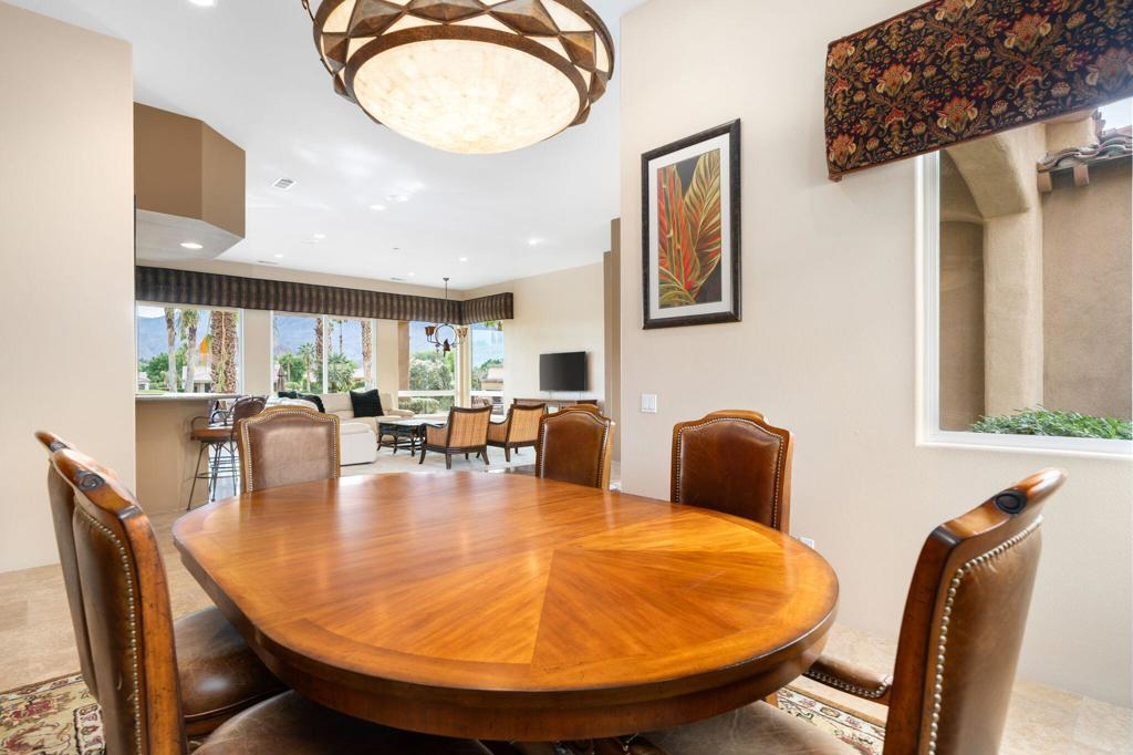 80885 Bellerive Property Photo 9