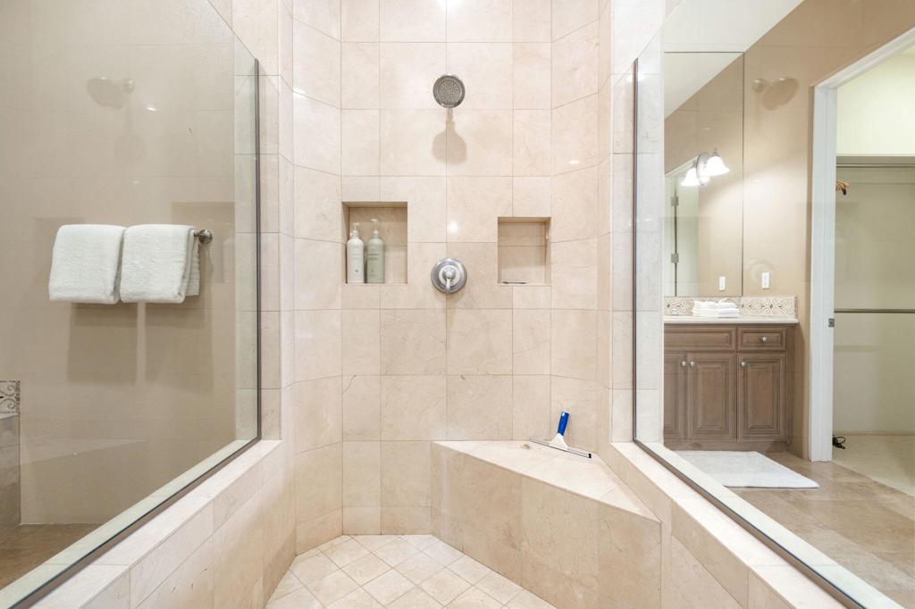 80885 Bellerive Property Photo 28