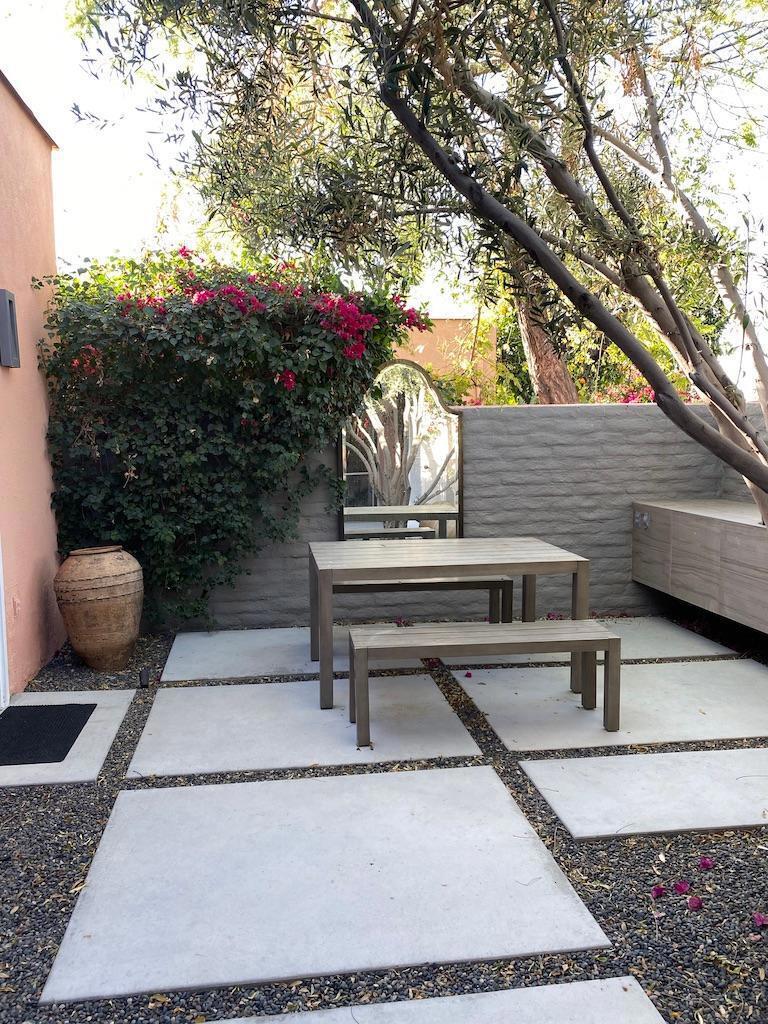 47125 El Menara Circle Property Photo 3