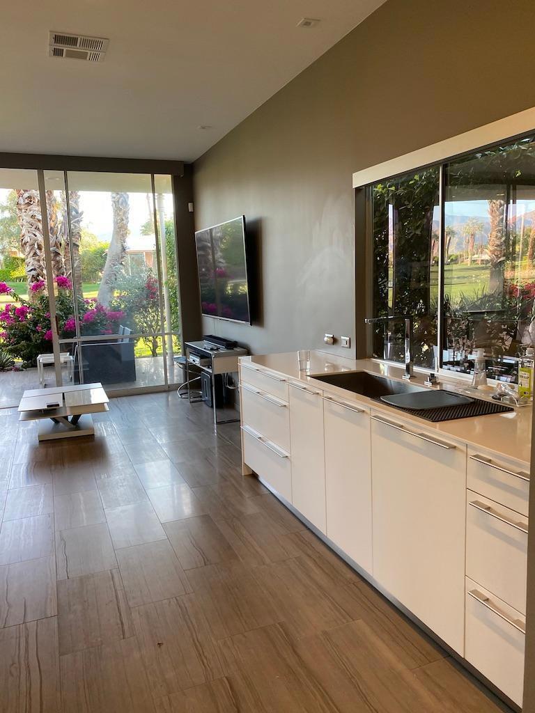 47125 El Menara Circle Property Photo 10