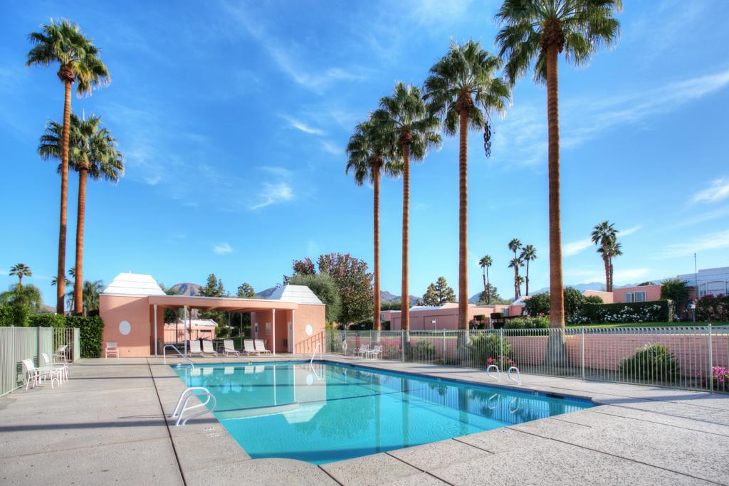 47125 El Menara Circle Property Photo 18