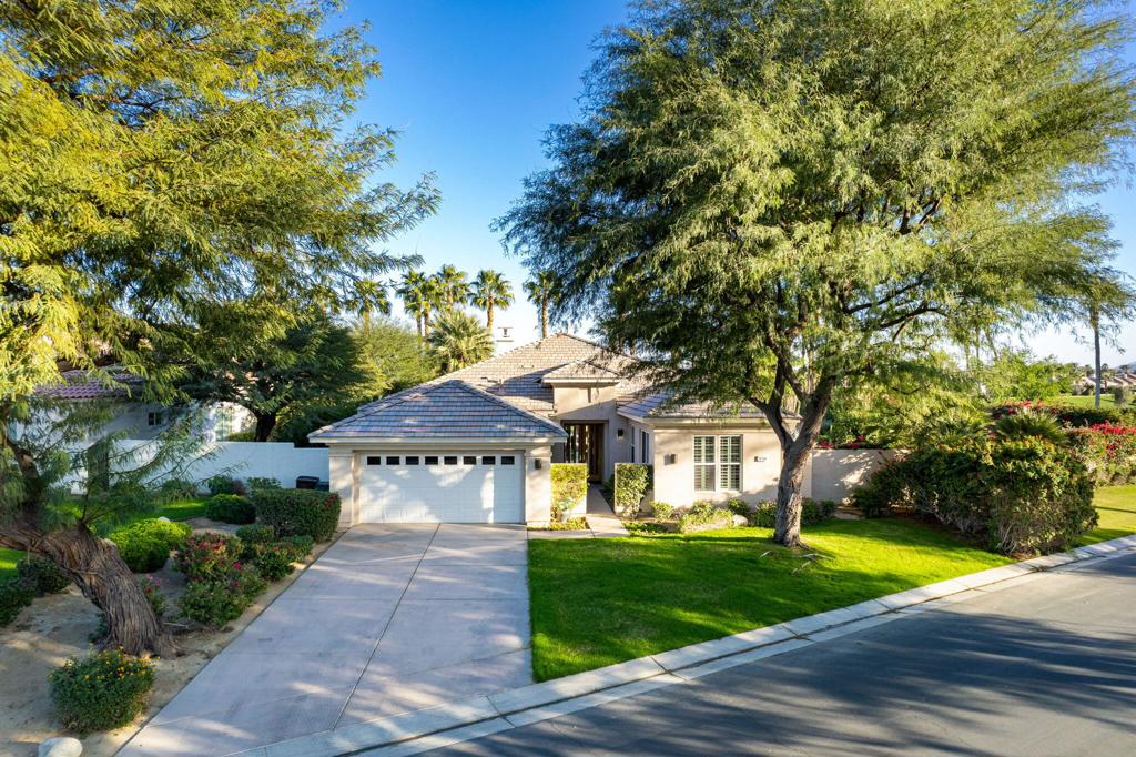 50944 Via Ancantara Property Photo 2