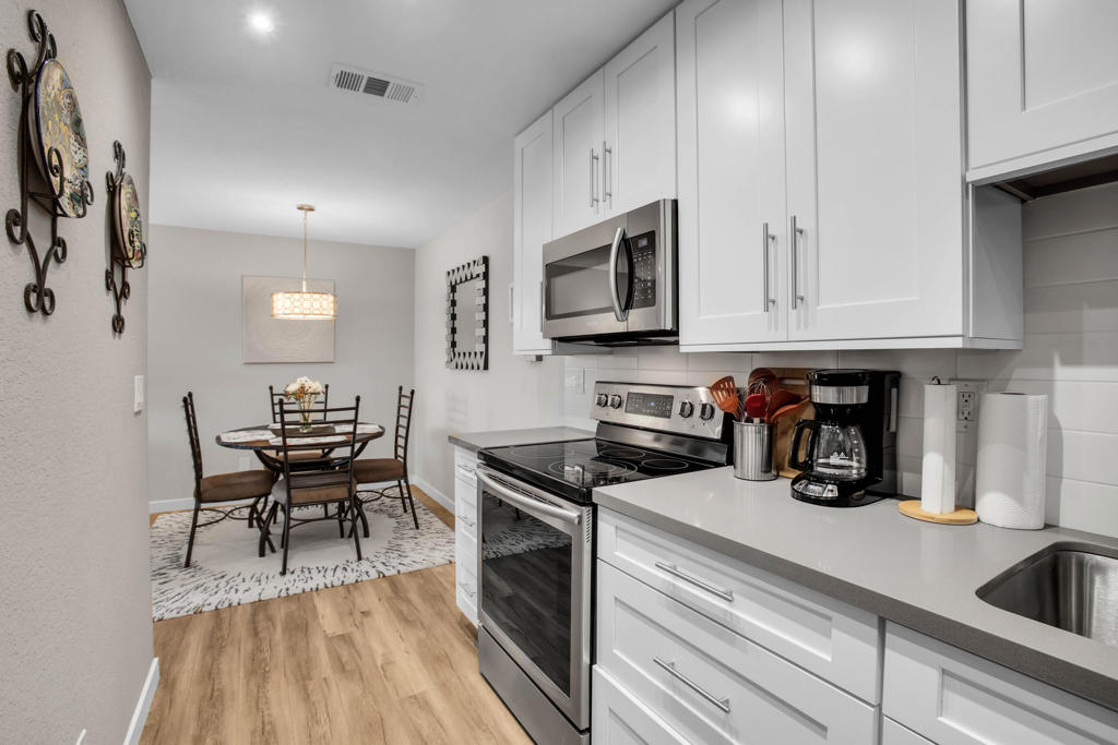 675 N Los Felices Circle W 205 Property Photo 27