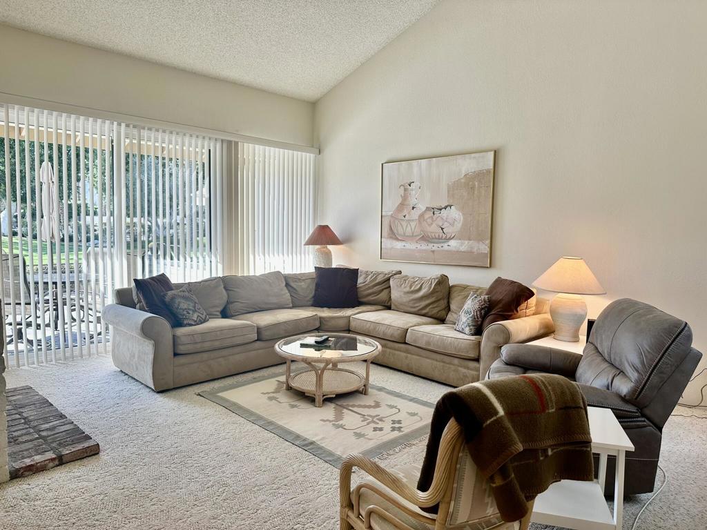 207 Serena Drive Property Photo 3