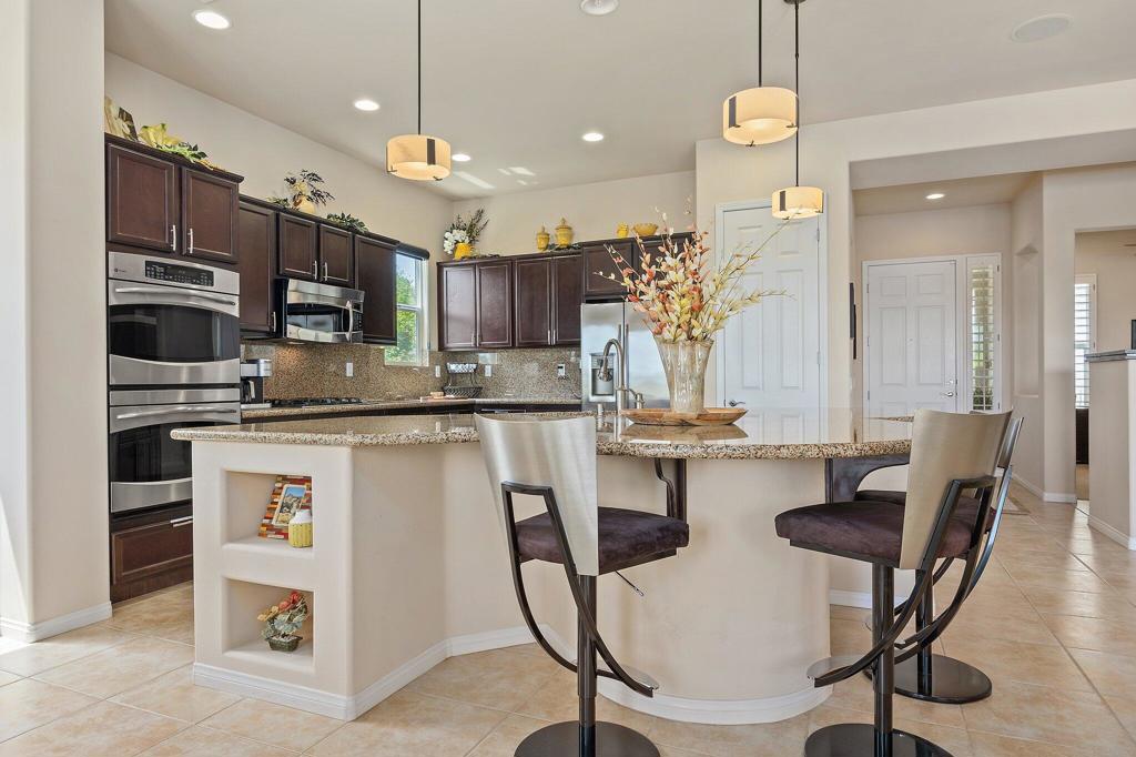 81322 Rustic Canyon Drive Property Photo 5