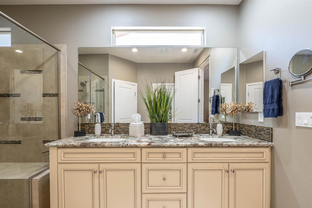 82820 Kingsboro Lane Property Photo 23