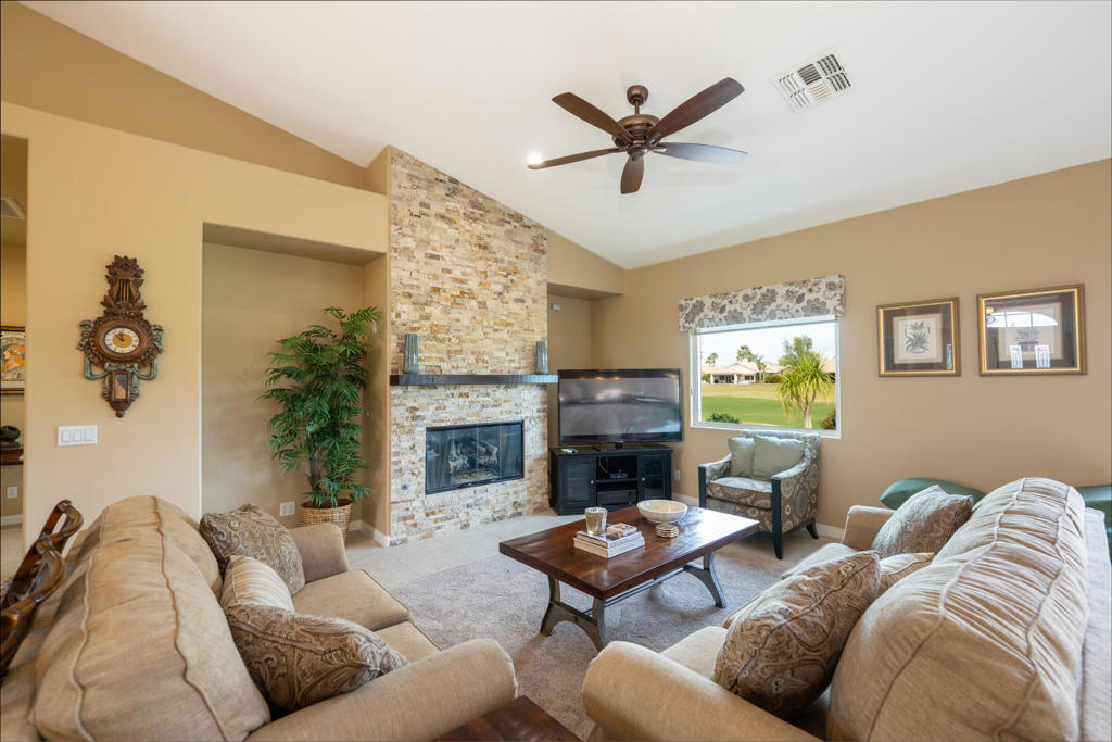 80290 Pebble Beach Drive Property Photo 10